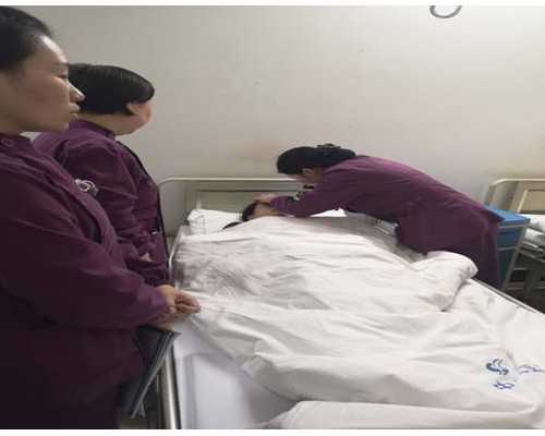 <strong>单身试管代生，吃完妈富隆一直流血半个月了</strong>